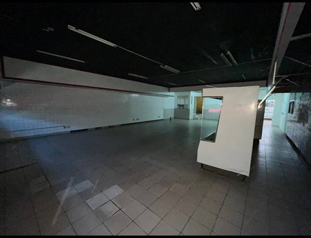 496M² BUSINESS FOR SALE IN BOKSBURG CENTRAL